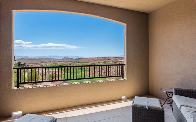 Views for Rent by RedAwning