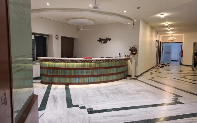 Fabhotel Sun N Step Club