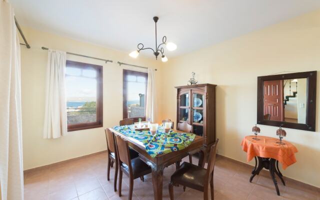 Villa Persefoni by LeaderStay