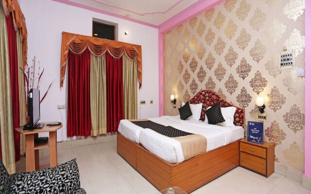 OYO Flagship 120 Gupta Inn Cantonment