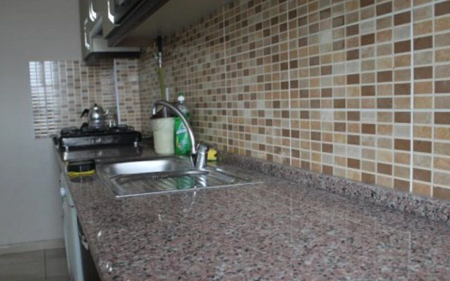 Apartman Suit