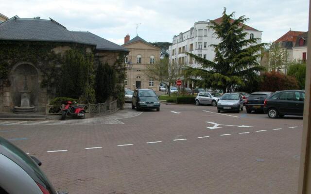 Aquanerius Residence