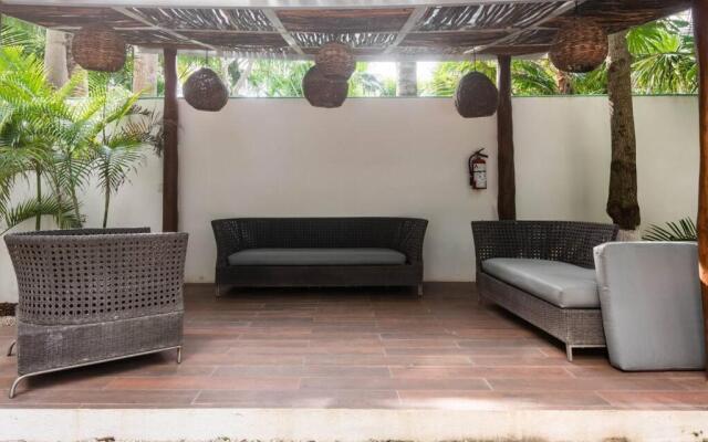 Peaceful & beautiful 3 min walking to the beach