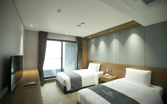 Western Grace Hotel