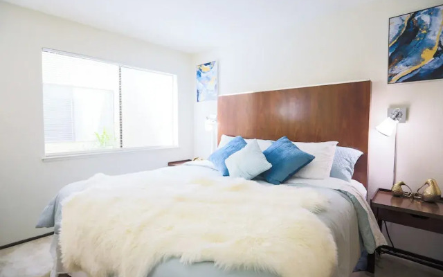 Spacious 3 BR 2B House Sunnyvale Park