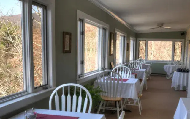 The Inn at Elk River
