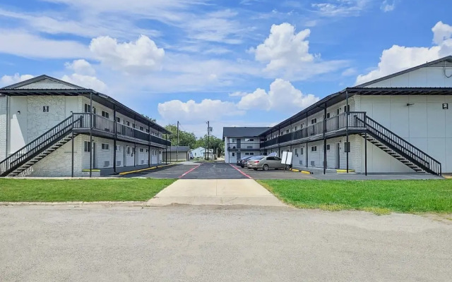 1902 Studios