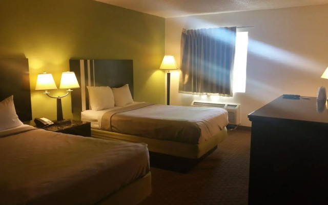 Travelodge by Wyndham LaFayette