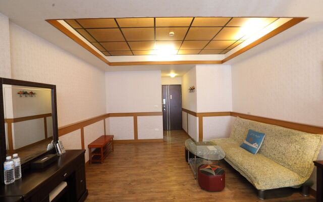 First Place B&B - Hualien Railway Station