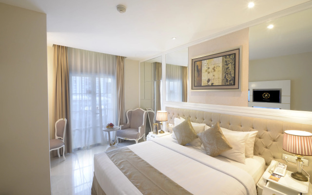 Grand Savero Hotel