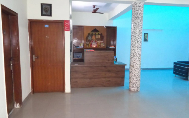 OYO 10662 Hotel Town Noida