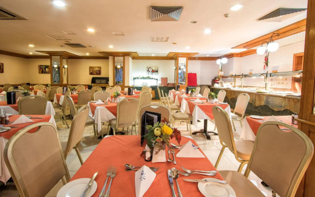 Canifor Hotel