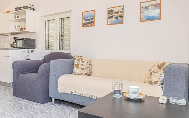 Amazing Apartment in Vodice With Wifi and 2 Bedrooms