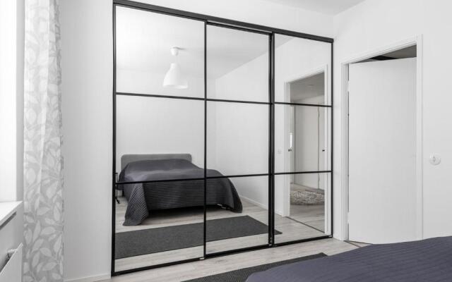 Fresh 2BR-apartment with FREE parking