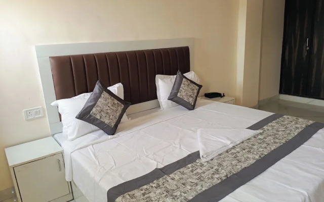 Hotel Krishna Tower