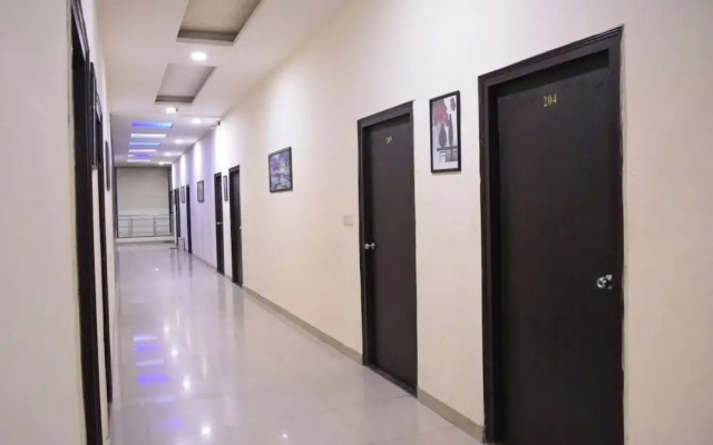 Click Collection Sparsh, Bareilly