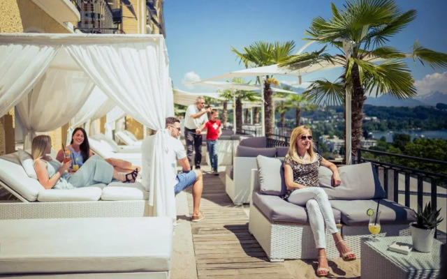 Art Deco Hotel Montana