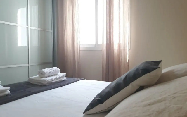 Bonito Apartamento Familiar en Triana