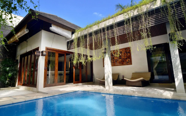 Natayani Villa