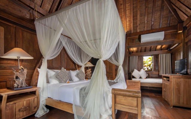 Madani Antique Villas – Guest Rooms – Tegallalang