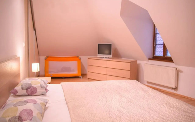 Old Town Apartment