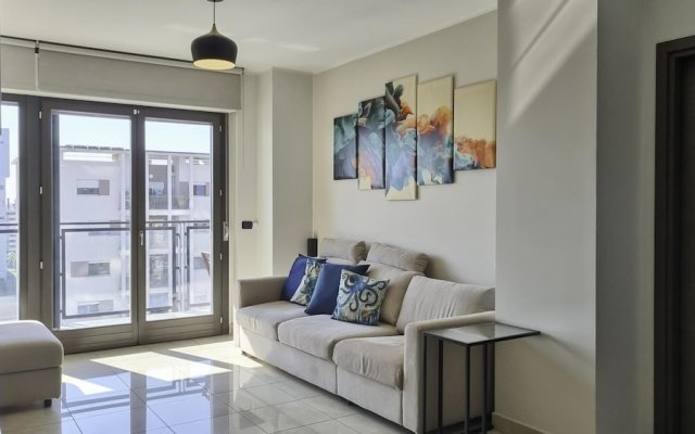 Tognazzi 6 in Milan With 1 Bedrooms and 1 Bathrooms