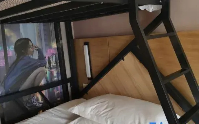 Yimei Hotel (Zhengzhou International Trade 360 Zoo)