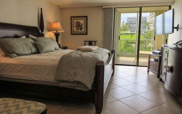 Creciente 313N by RedAwning