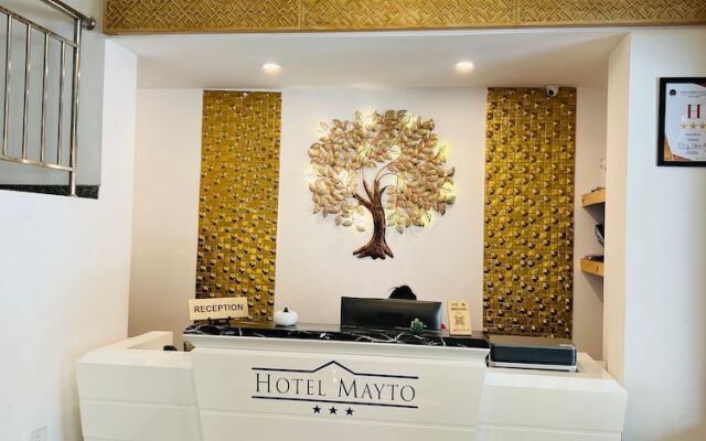 Hotel Mayto