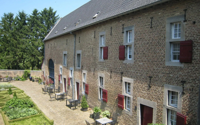 Spacious Apartment near Town Center in Mesch