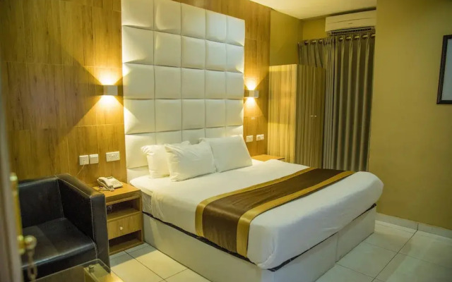 Bedouin Hotel & Suites