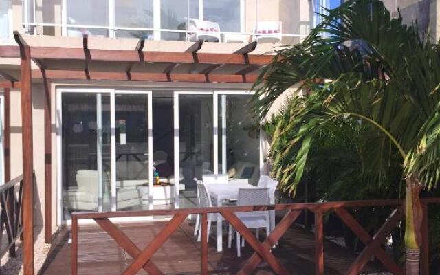 Las Islas Condo #1