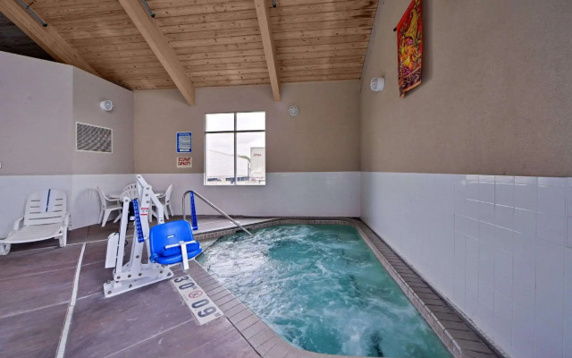 Comfort Inn Albert Lea at Trails Travel Center