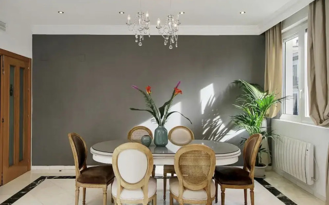 La Belle Epoque Luxury Granada Center