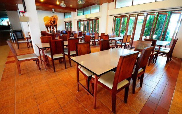 Alina Grande Hotel and Resort