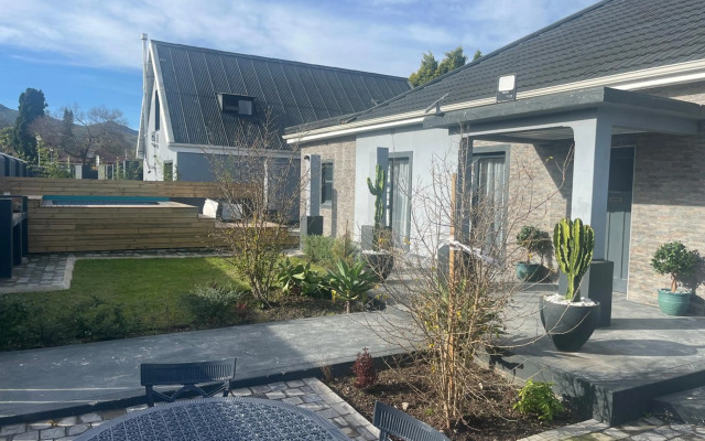 28 on Symonds Lux studio1