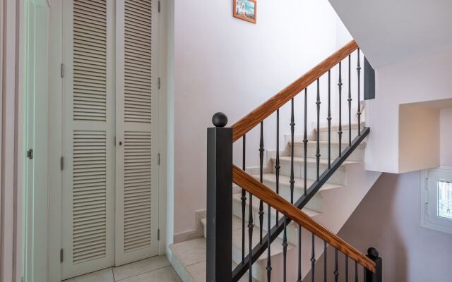 VILLA ALMENDRO! Bbq, HEATED Private Swimming Pool !