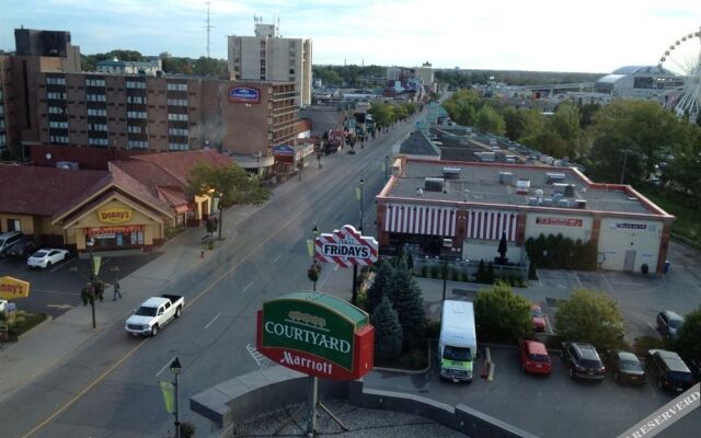 Courtyard by Marriott Niagara Falls