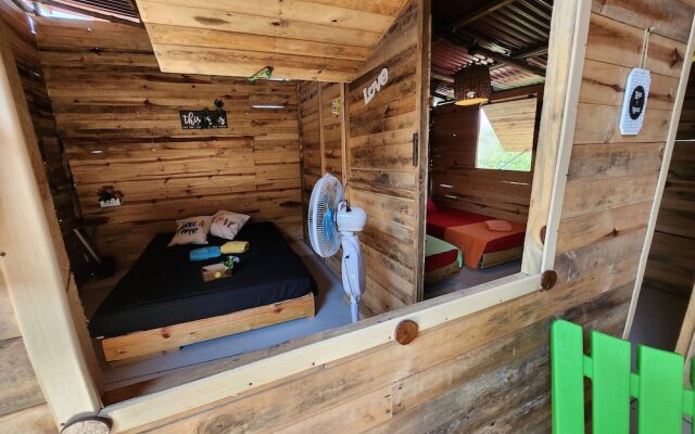 Baru Jet Set Beach & Hostal