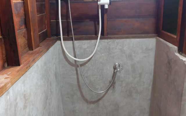 Baan Kun Tuad Ko Si Chang