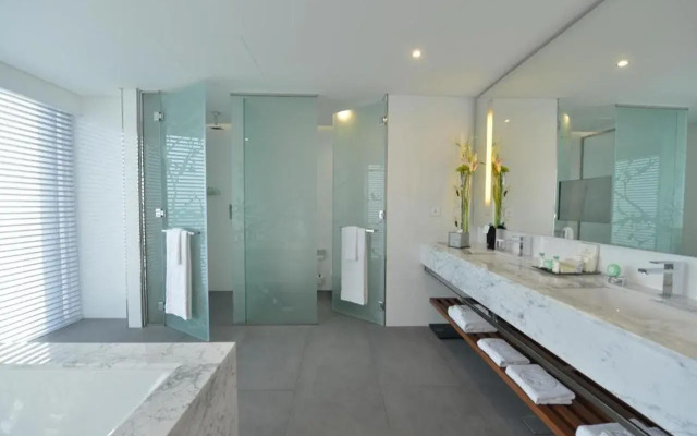 Ramee Grand Hotel & Spa