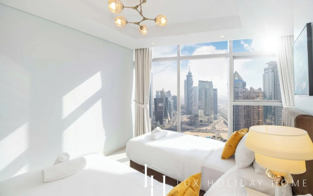 LUX The Paramount Sea View Suite