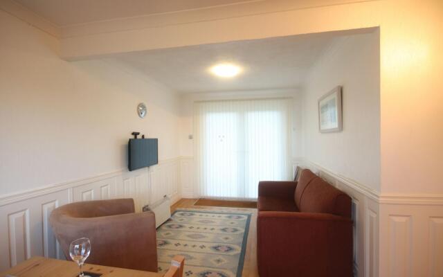 34H Medmerry Park 2 Bedroom Chalet Family Friendly
