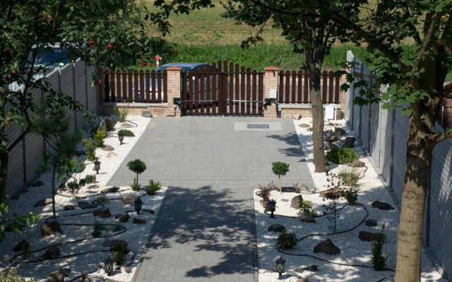 Demizson Apartman