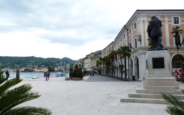 Wonderful Villa on the Garda Lake With Private Garden