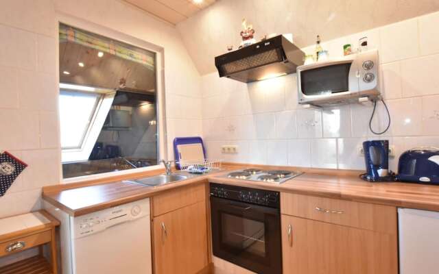 Hubsche Wohnung in Kropelin mit Eigener Terrasse