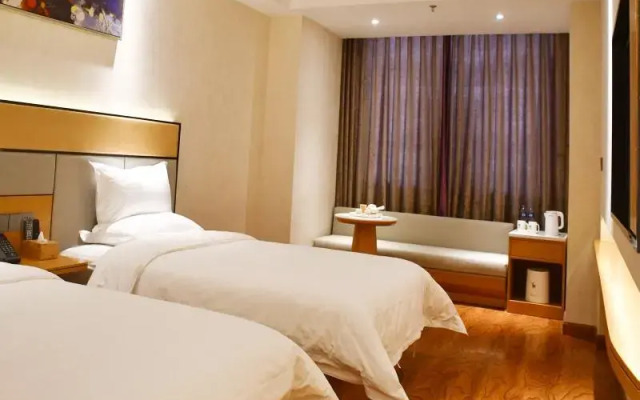 GreenTree Inn West Prefecture Golmud Pedestrian Street Business Hotel