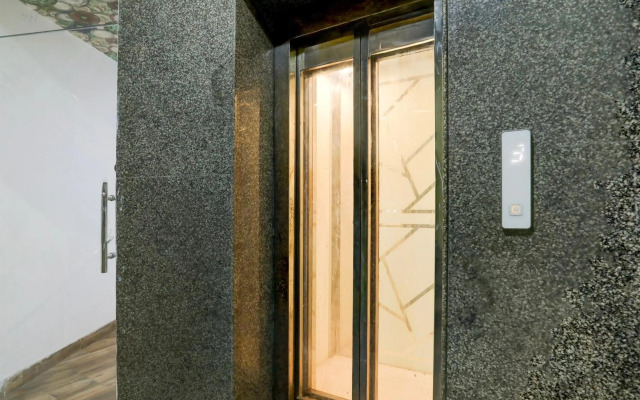 OYO Flagship 80461 R K Residency