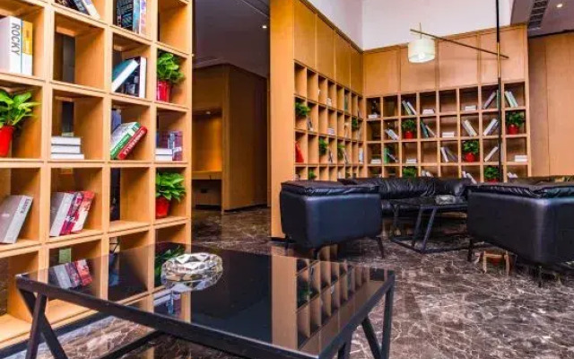 Chonpines Hotel(Tanghe Youlan Avenue Branch)