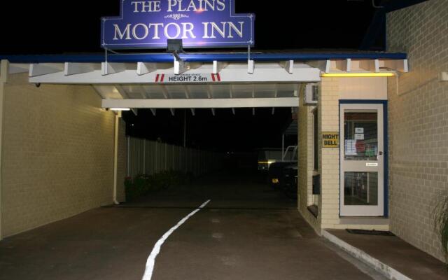 The Plains Motor Inn